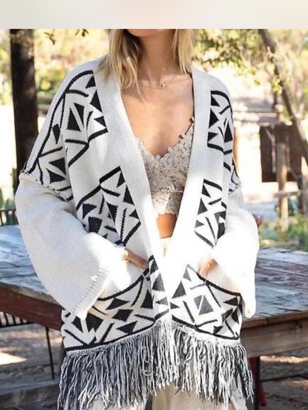 POL Geometric Open-Front Fringe Cardigan - White & Black